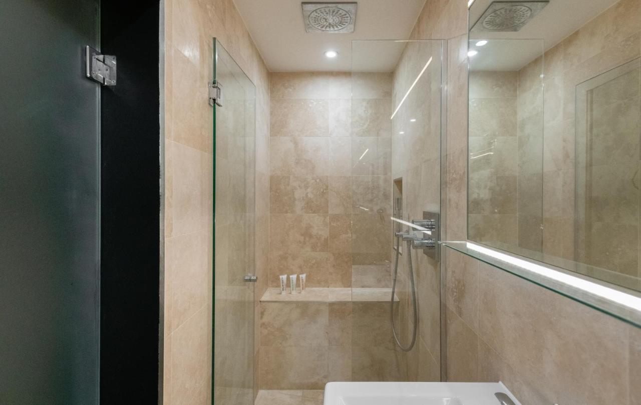 The Heart Of Shepherds Bush - Modern 2Bdr Apartment With Garden ลอนดอน ภายนอก รูปภาพ